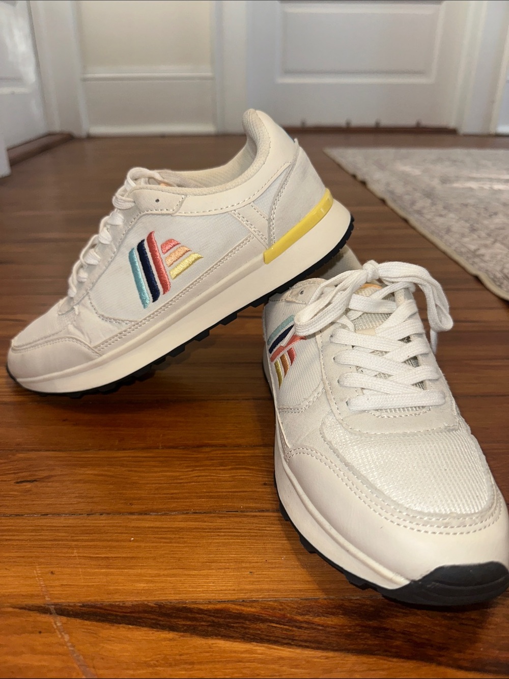 Women’s White Retro Runner Sneakers with Multicolor Stripe Accent